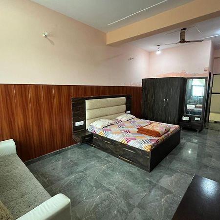 Shri Ji Baba Ki Haveli Hotel Govardhan Buitenkant foto