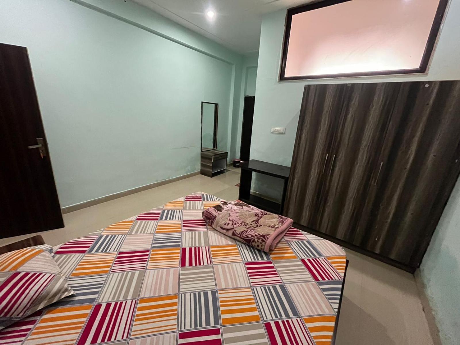 Shri Ji Baba Ki Haveli Hotel Govardhan Buitenkant foto